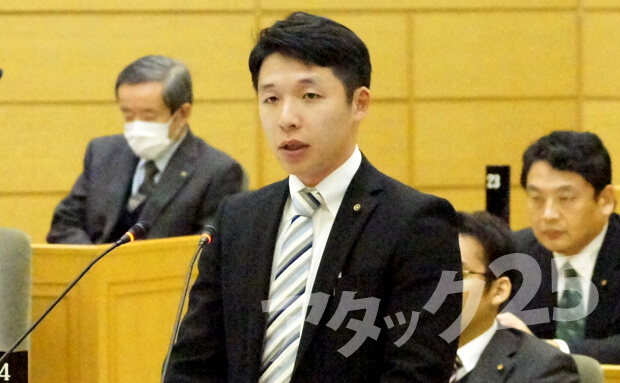 2013年3月 議会質問の様子